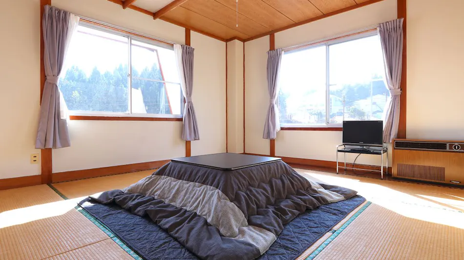 Lodge Hachi