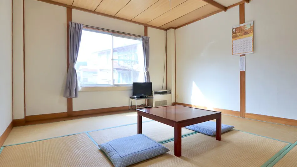 Lodge Hachi