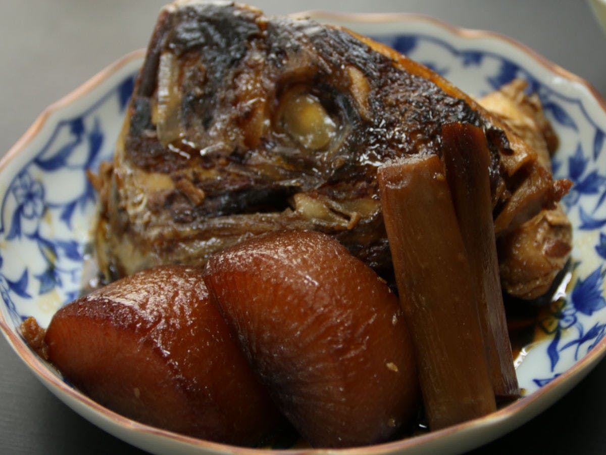 Lodge Hachi