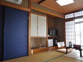 河畔の宿　からつキャッスル