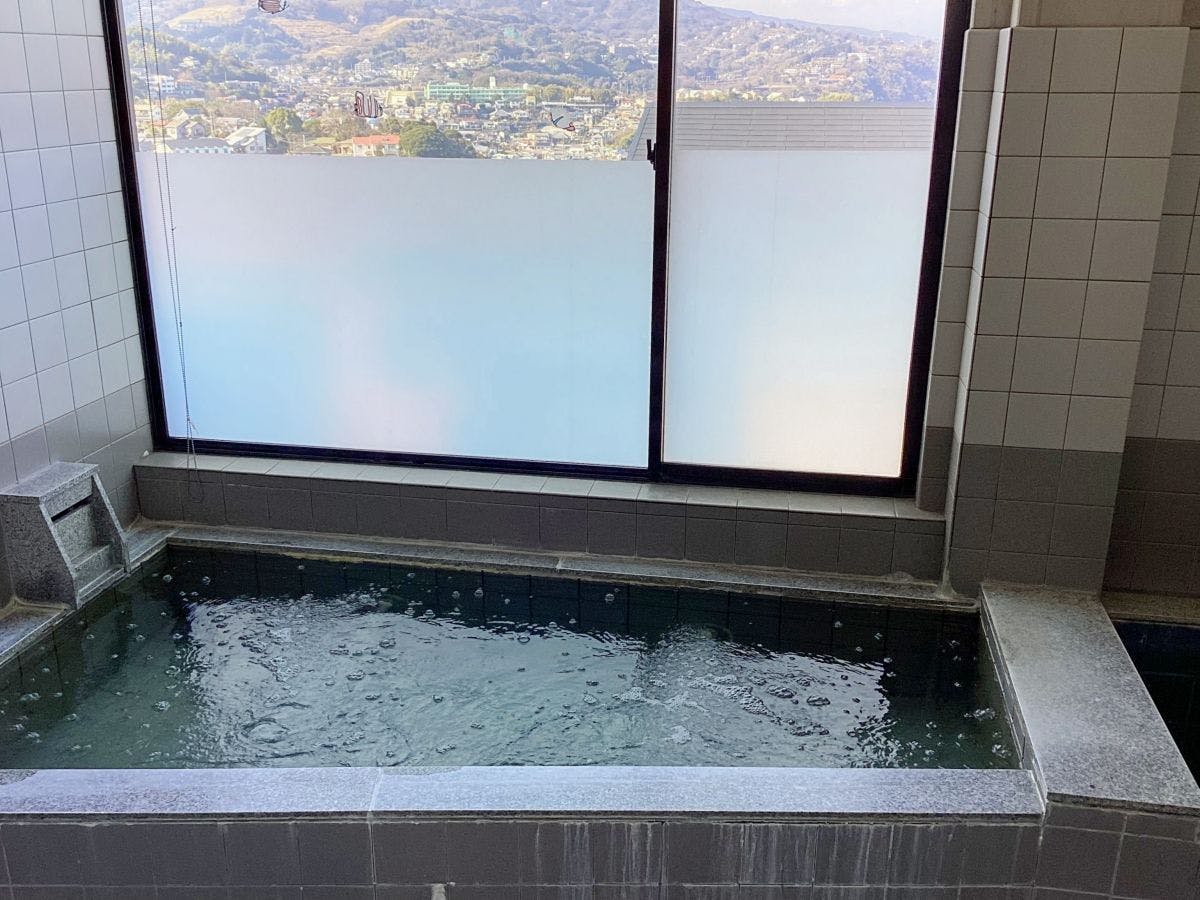 *อ่างอาบน้ำ/จากุซซี่