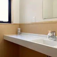 *ภายในอาคาร / ห้องน้ำ (ใช้ร่วมกัน)