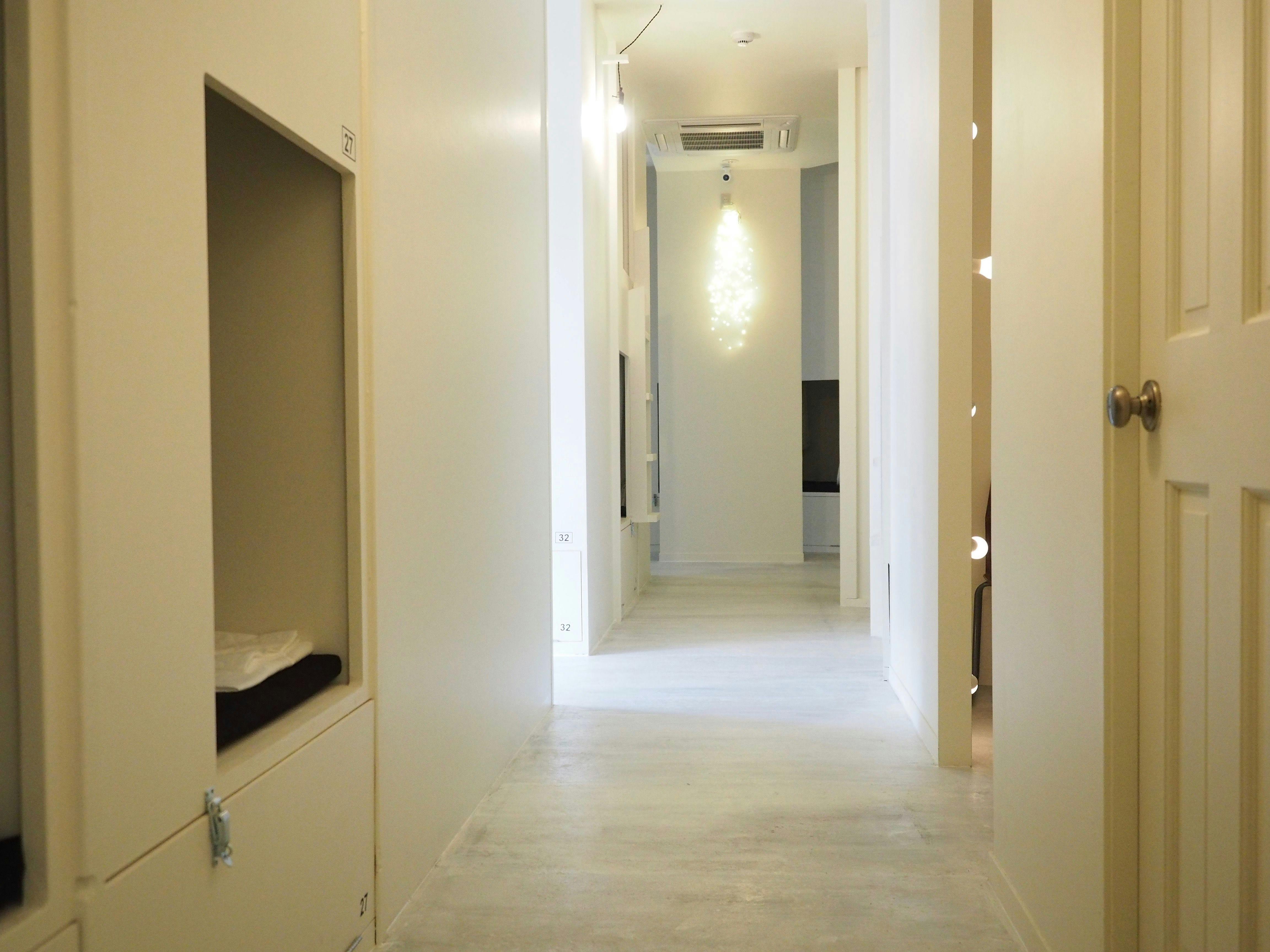 Almond Hostel & Cafe