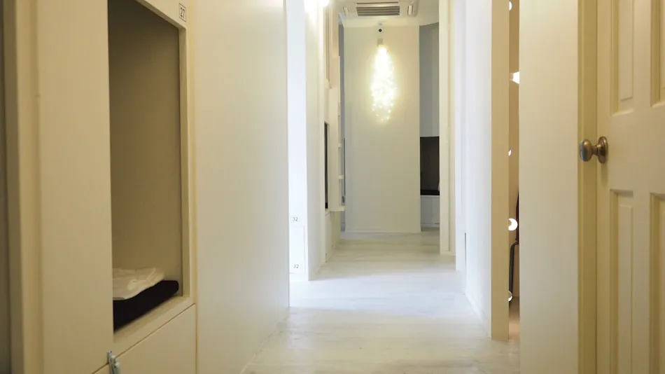 Almond Hostel & Cafe