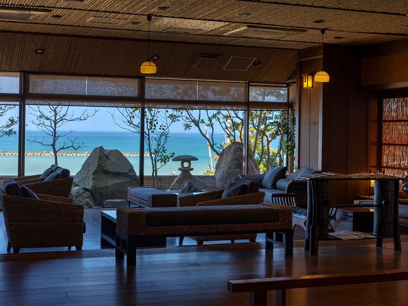 讓人聯想到亞洲度假村的大廳