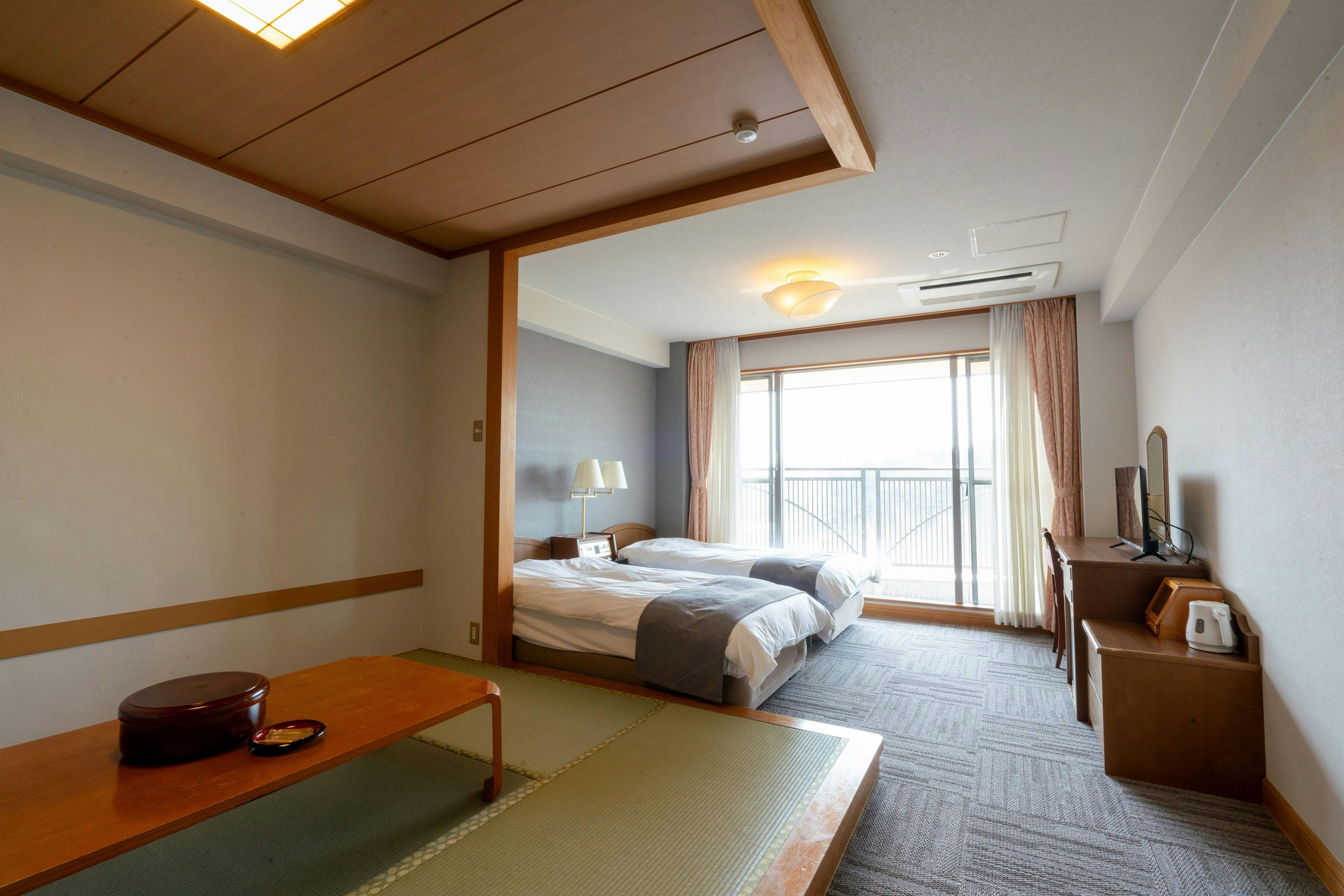 Igashira Onsen Chat Palace