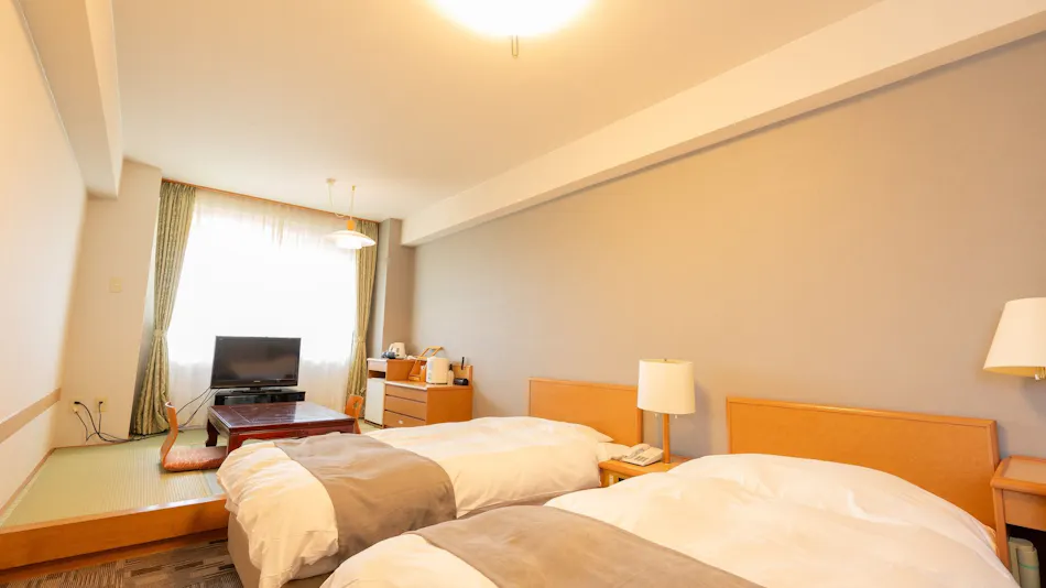 Igashira Onsen Chat Palace