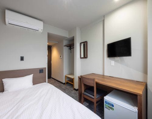 スーペリアバス付シングル室内