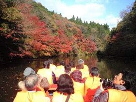 湖畔の宿　つばきもと