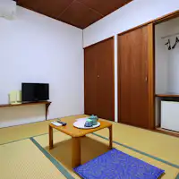 【ห้องพัก】ห้องสไตล์ญี่ปุ่นที่ปรับปรุงใหม่ 6 เสื่อทาทามิ.