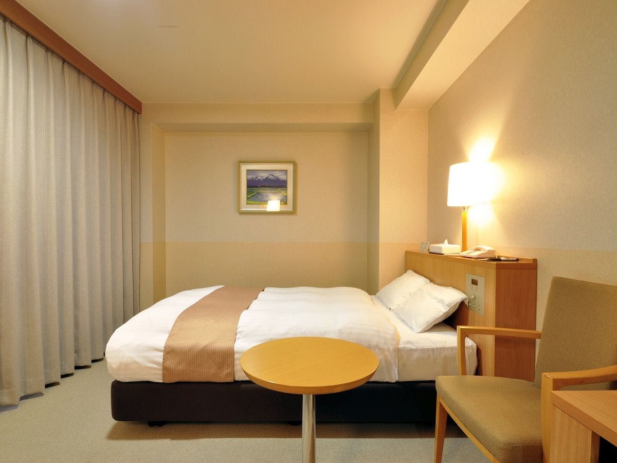 [ห้องคู่ฝั่งตะวันออก]