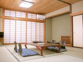 一宿一飯の湯坊　旬樹庵　湯本　柏屋