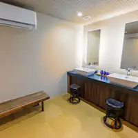 ห้องอาบน้ำชาย