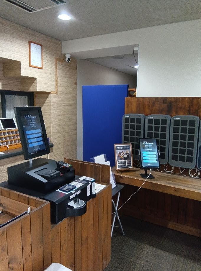 การติดตั้งเครื่องเช็คอินอัตโนมัติ