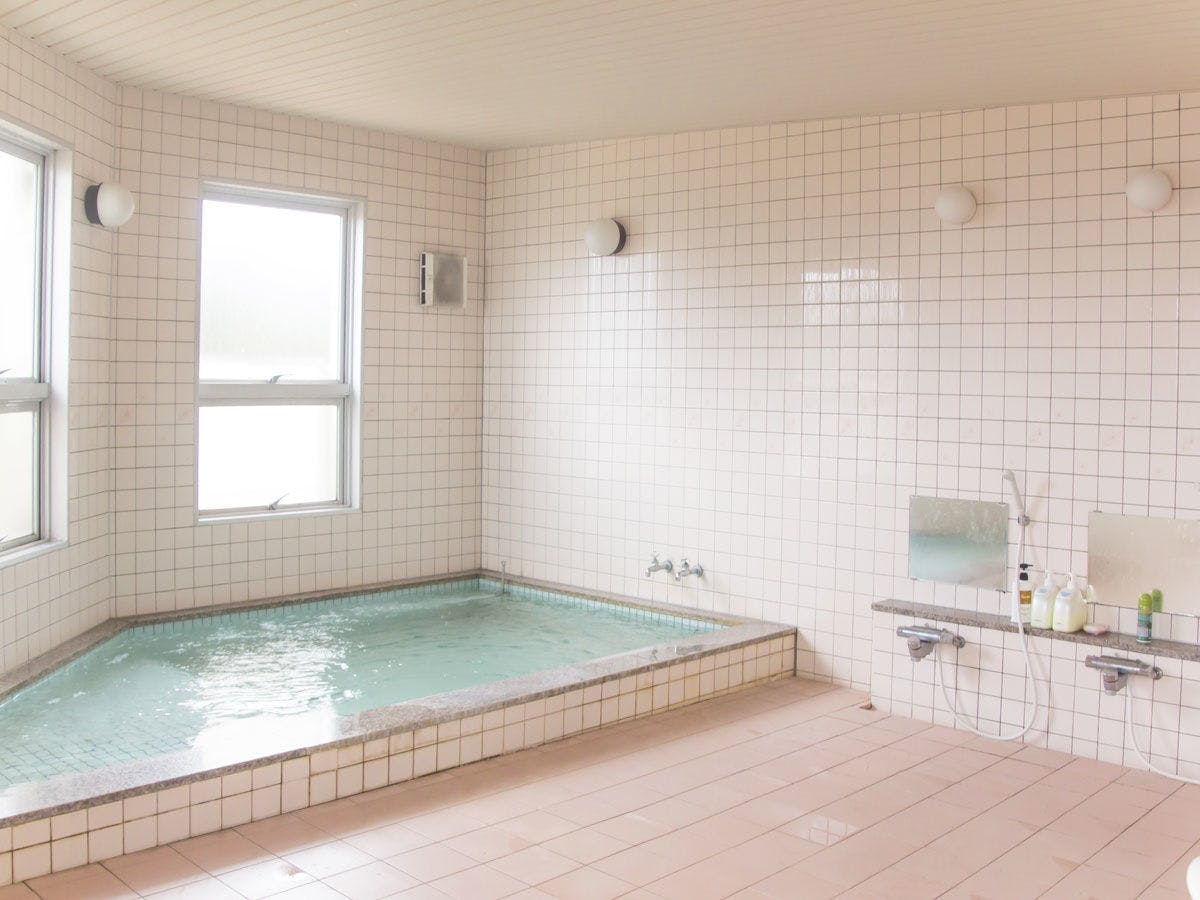 【ห้องอาบน้ำรวมขนาดใหญ่】ผ่อนคลายและมั่นใจได้แม้มีคนจำนวนมาก!