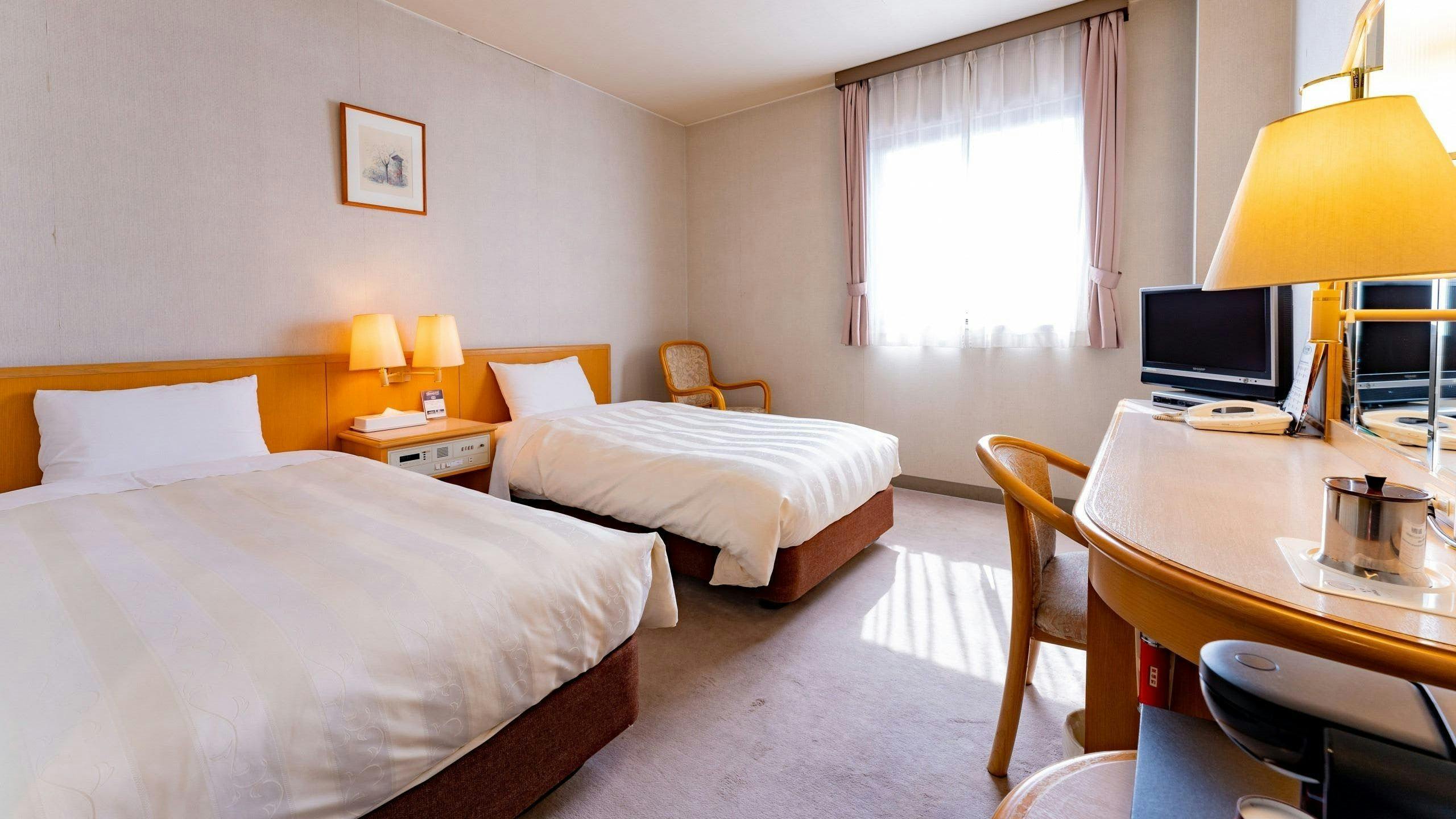 Koyama Palace Hotel