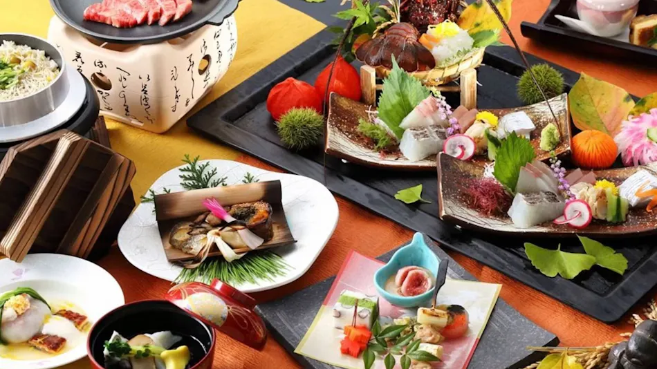 Inasayama Onsen Hotel Amandi ~ Overlooking One of Japan's Three Great Night Views in Nagasaki ~