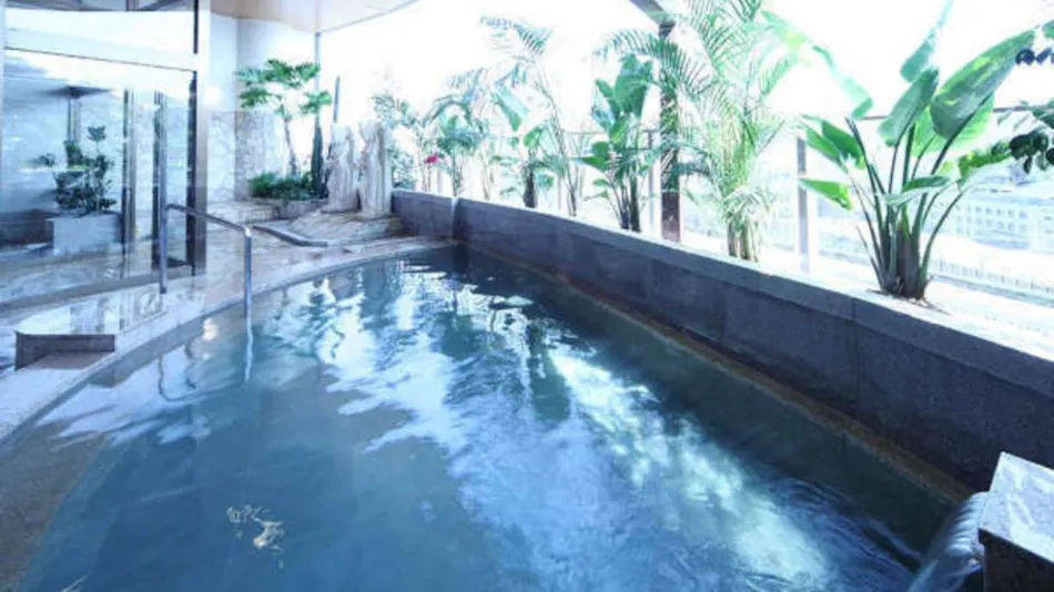 Inasayama Onsen Hotel Amandi ~ Overlooking One of Japan's Three Great Night Views in Nagasaki ~