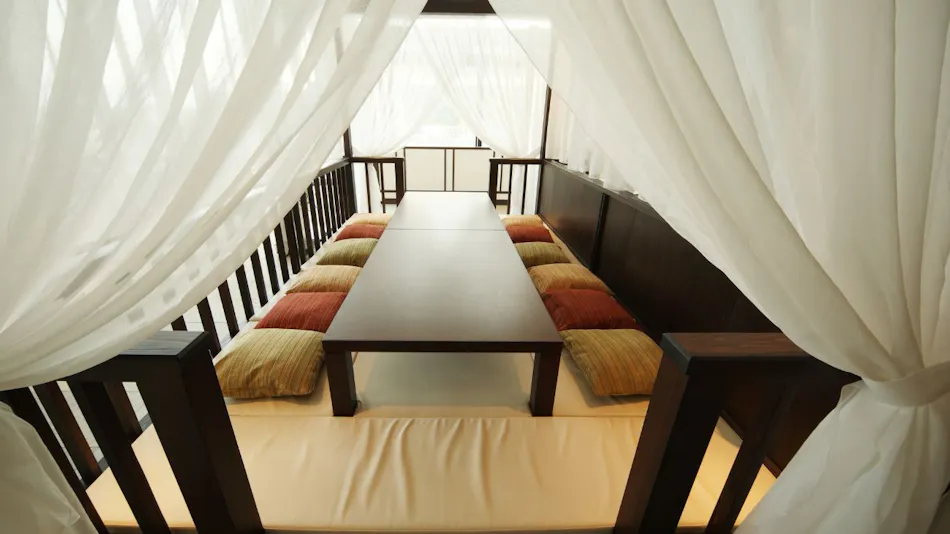 Inasayama Onsen Hotel Amandi ~ Overlooking One of Japan's Three Great Night Views in Nagasaki ~