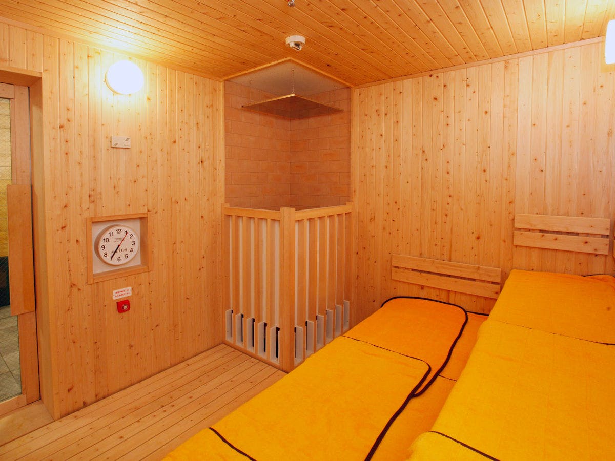 GARDENS CABIN