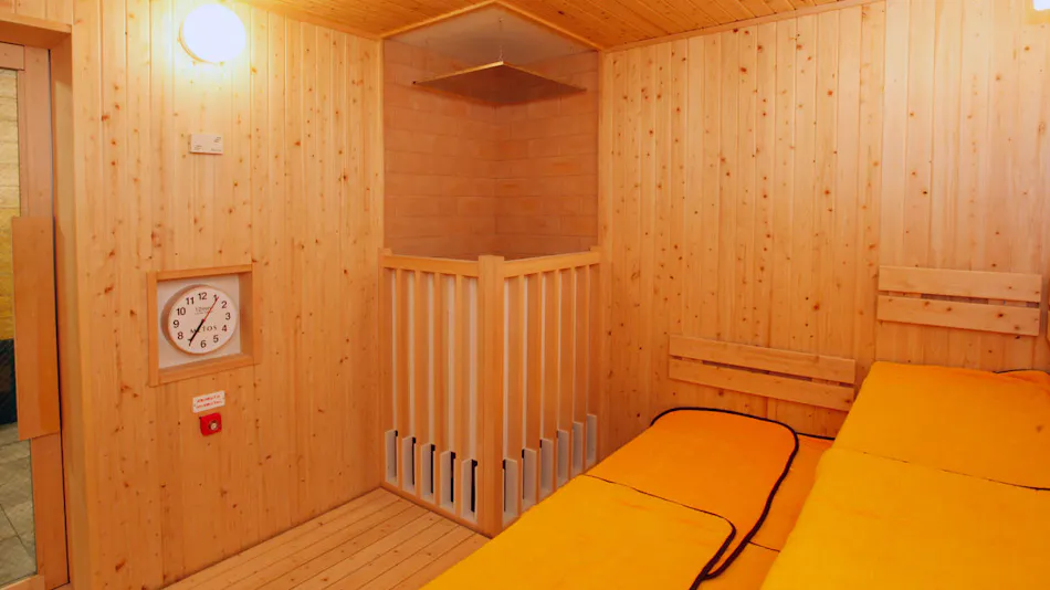 GARDENS CABIN