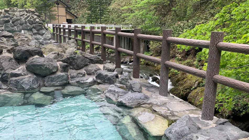 Tomuraushi Onsen Higashi Taisetsu-so