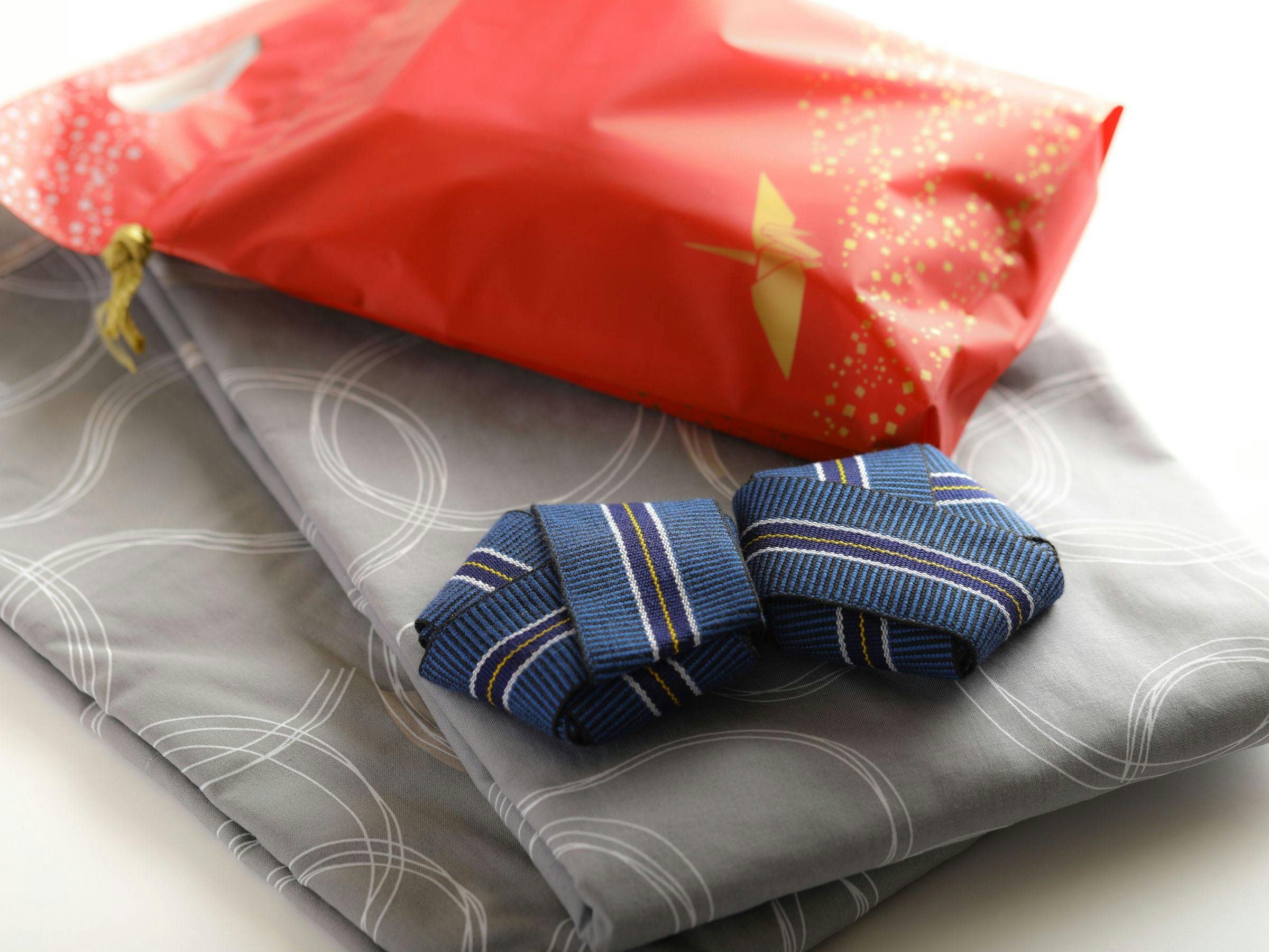 【บริการ: ตัวอย่างชุดยูกาตะ】