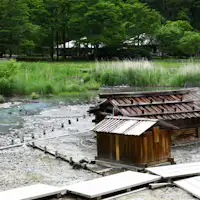 【บริเวณโดยรอบและทัศนียภาพ】แหล่งน้ำพุร้อนยูโมโตะ