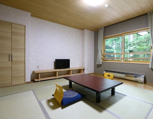 【客室：和室10畳】