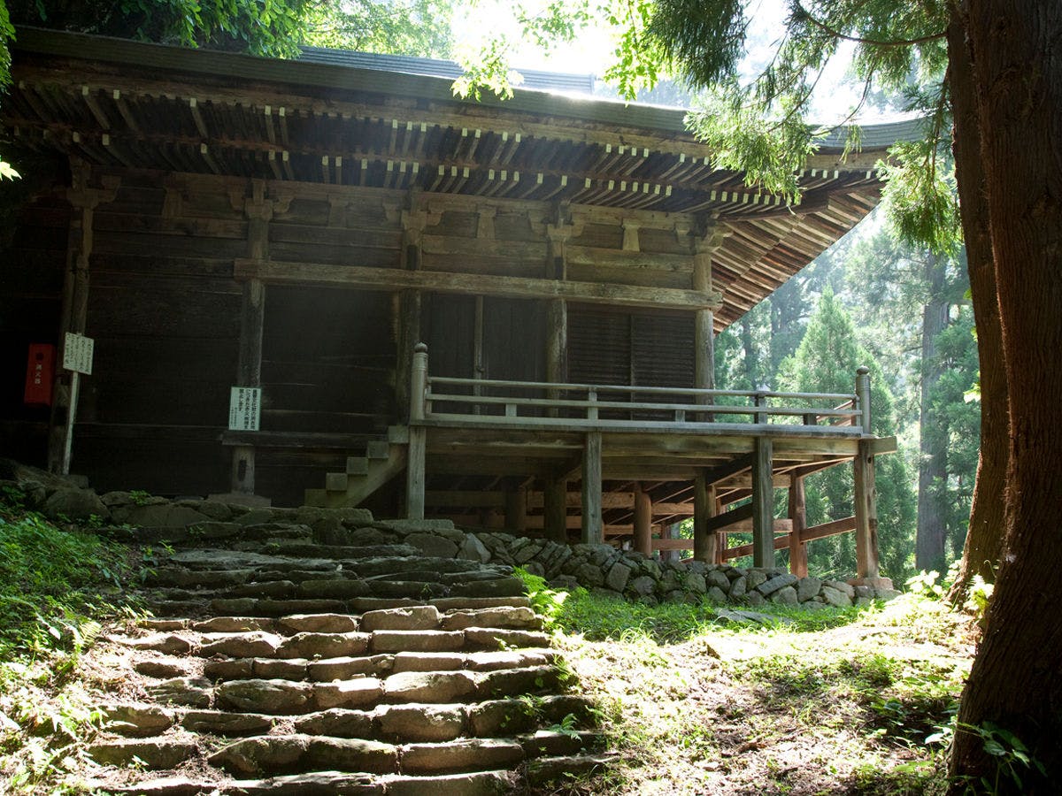 Kuil Kosuge, Dewan Utama