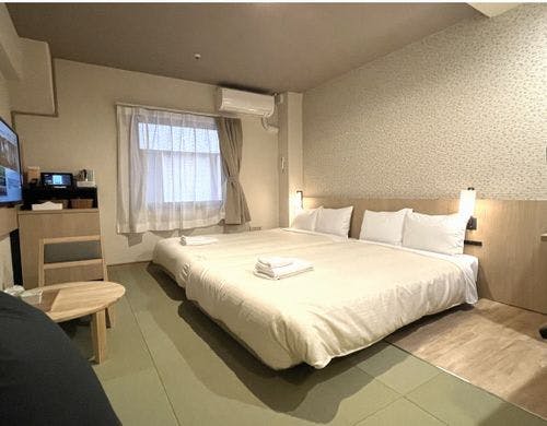 セミダブルベッド２台+和スペース