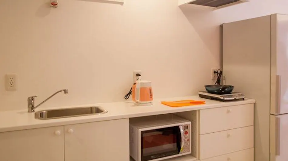 PICNIC HOSTEL OSAKA