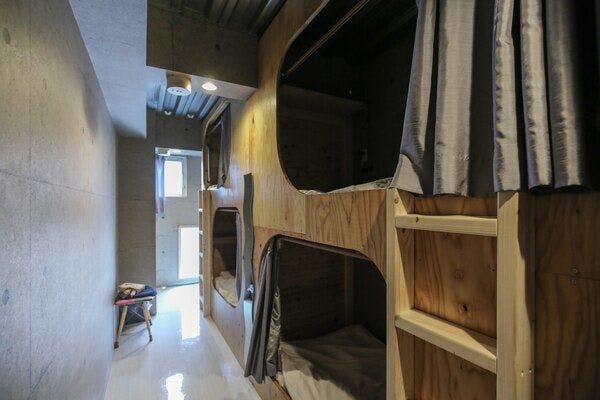 PICNIC HOSTEL OSAKA