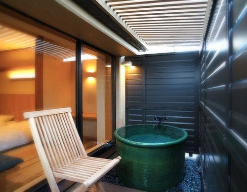 客室 半露天風呂