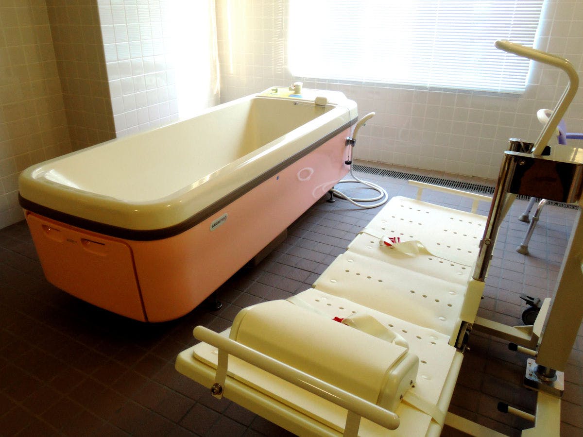 Special bathtub available for use with care beds.