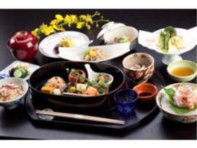 料亭旅館 人丸花壇