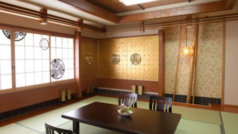 Ryotei Ryokan Hitomaru Kadan