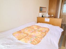 ビジネスホテル　ウィークリーオーエヌ