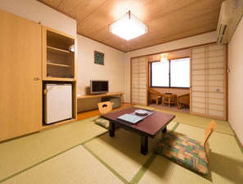 ６畳・８畳　トイレ・洗面所