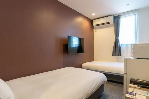 【Dilarang Merokok】Kamar Twin