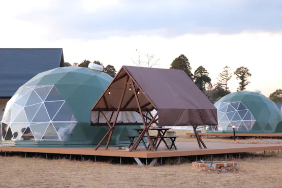 เต็นท์โดม