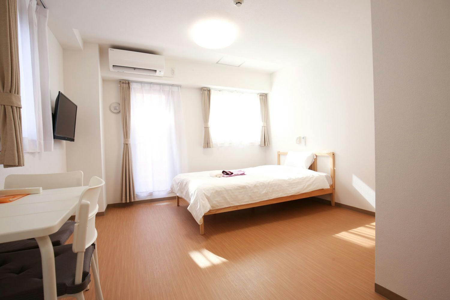 ห้องเดี่ยวปลอดบุหรี่ ห้องน้ำรวม 21 ตารางเมตร