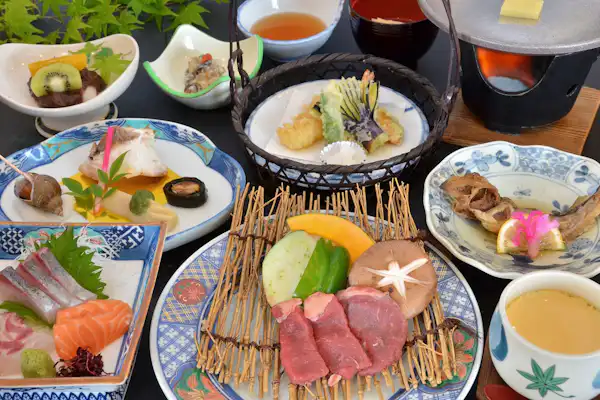 ฤดูกาลที่เลือก - ฤดูใบไม้ผลิและฤดูใบไม้ร่วง