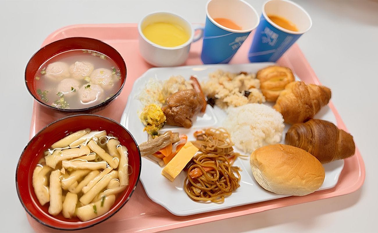 朝食