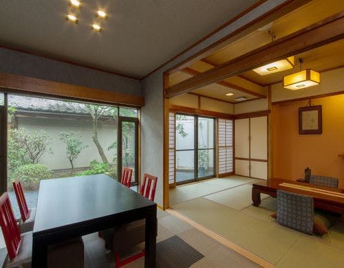 ダイニングルーム付　１階客室