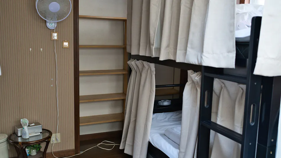 IZA Kamakura Guest House & Bar