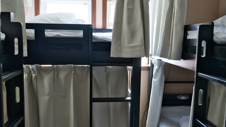 IZA Kamakura Guest House & Bar