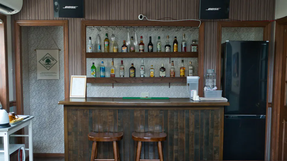 IZA Kamakura Guest House & Bar