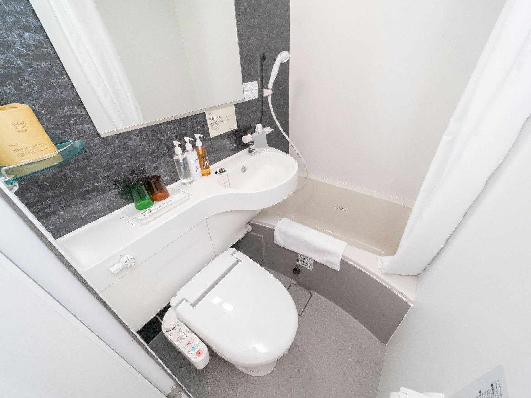 ห้องพักทุกห้องมีห้องน้ำในตัว