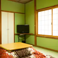 2층 일본식 방. 겨울에는 코타츠를 준비합니다.